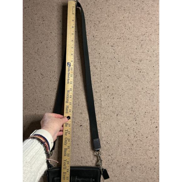 Coach Black Leather Turnlock Crossbody Bag Classic Y2K Revival - Picture 4 of 9